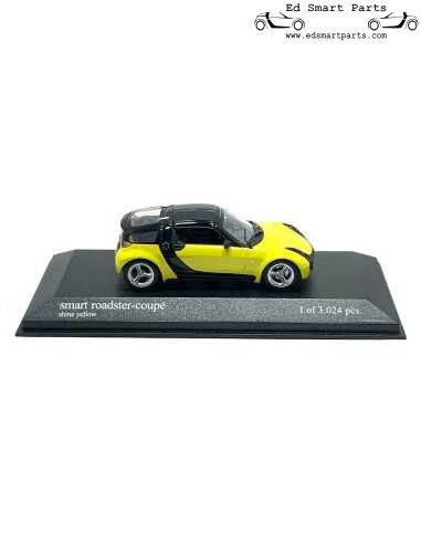Smart Roadster Coupé Amarelo Brilhante - 1:43 - Minichamps