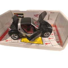 Smart Roadster Jack Cabriolet Noir 1/18 Bburago 2