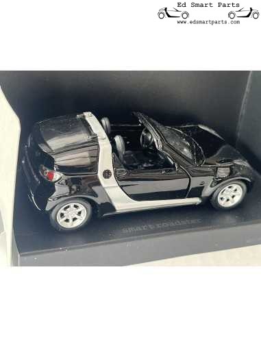 Smart roadster coupé pullback 1:33 star jack nero/argento SMARTWARE