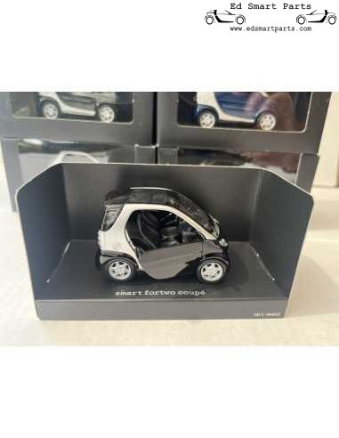 Pullback Smart Fortwo Coupé 1:33 Jack schwarz/silber SMARTWARE