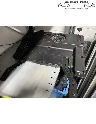 Originele Smart ForTwo 451 Actieve Subwoofer Basbox voor onder de stoel LHD