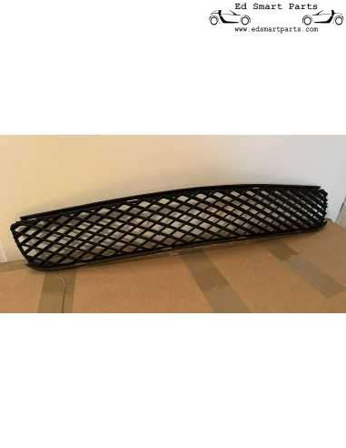 Calandre avant de la Smart Roadster 452