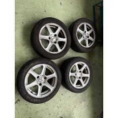 Juego de llantas de aleación RIAL Smart Roadster de 15 pulgadas con neumáticos de verano de 5 mm