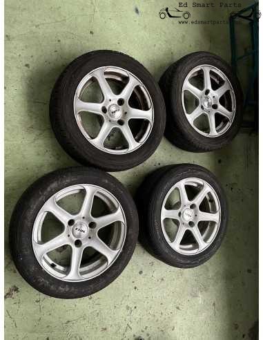 Jeu de jantes en alliage RIAL Smart Roadster 15 pouces avec pneus d'été 5 mm