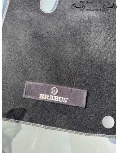 Tappetini in velluto BRABUS per Smart 453 FORTWO FORFOUR usati, cuciture color argento.