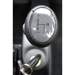 Pomello del cambio in pelle Smart Roadster con funzione Softtouch 2