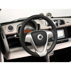 Volante esportivo de couro Smart ForTwo 451 usado com função de troca de marchas 2