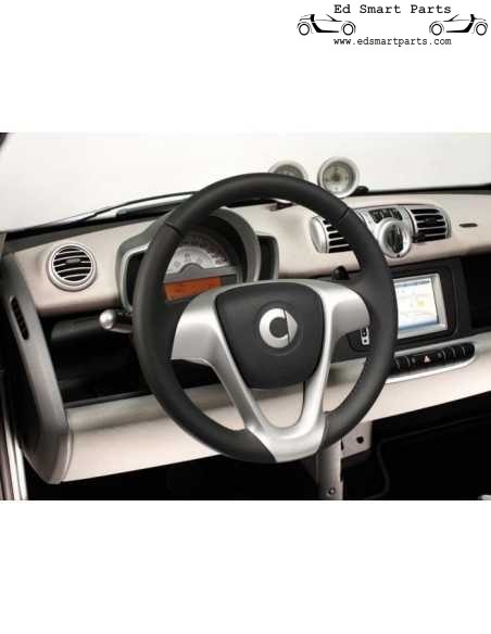 Volante deportivo de cuero Smart ForTwo 451 usado con función de cambio de levas
