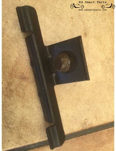Smart Roadster 452 battery clamp holder bracket with bolt