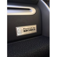 Emblema Emblema Decalque Alumínio Powered by Brabus Interior da mala traseira
