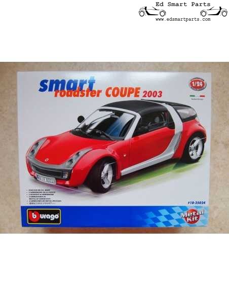 Smart Roadster Coupe rot 2003 Cabrio Bausatz 1/24 Bburago