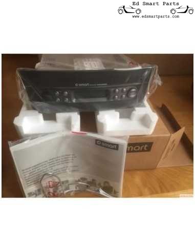 New Smart Roadster Radio One by Grundig