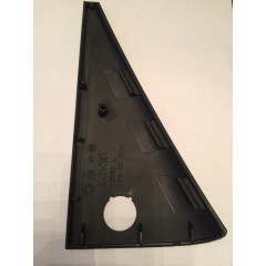 Rivestimento del triangolo della portiera della Smart Roadster 452 situato sopra la maniglia della portiera 2