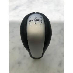Pomo de cambio de marchas de metal cepillado y cuero Brabus para Smart Forfour 2