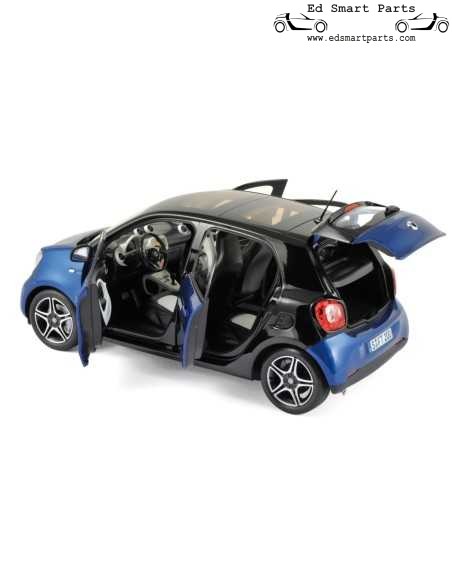 Modèle réduit de voiture Smart Forfour 453 Prime Noir/Bleu NOREV 1:18