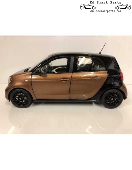 NOREV Smart Forfour 453 Prime Zwart/Bruin Model Auto 1:18