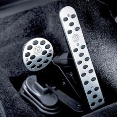 Pedales deportivos Smart ForTwo Brabus 450 de aluminio cepillado