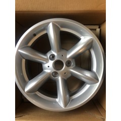 Smart Roadster 452 runline 7.0Jx17 ET 20 1 front wheel Q0019422