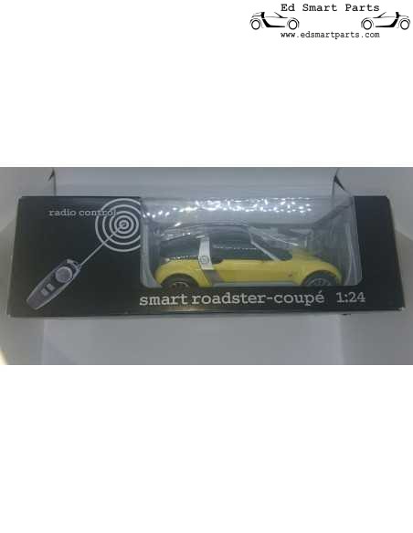 NIKKO R/C Smart Roadster Shine - Yellow 1:24 Scale