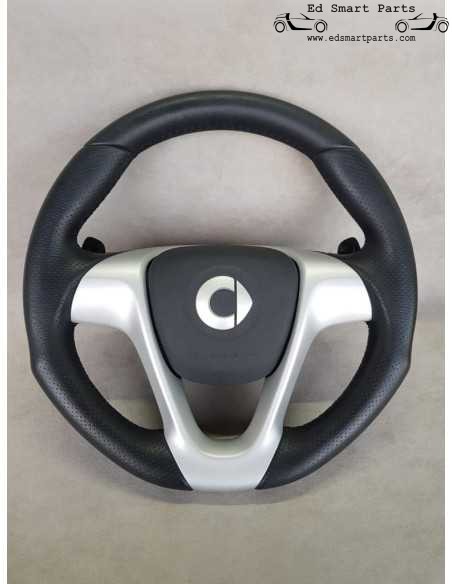Volante sportivo in pelle Smart ForTwo 451 con funzione di cambio al volante